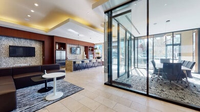 Building Photo - 13th & Market