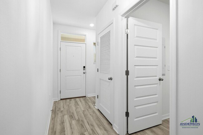 Foto del edificio - 5735 Mountain Rd