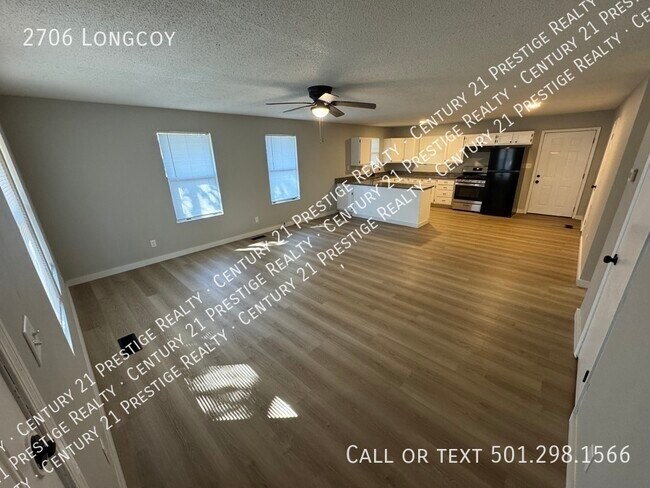 Building Photo - 2706 Longcoy-
