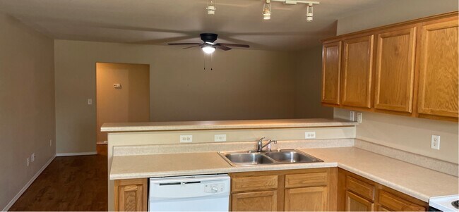 Foto del edificio - 4107 SW Chapelstone Ave