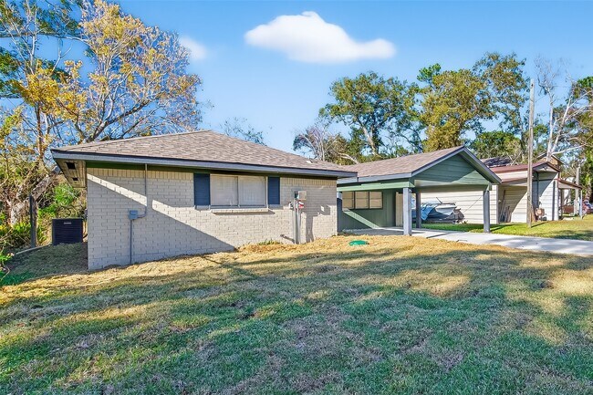 Foto del edificio - 7814 Pin Oak Dr