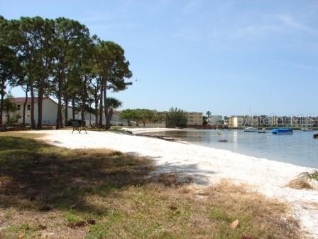 Building Photo - 2700 Bayshore Blvd