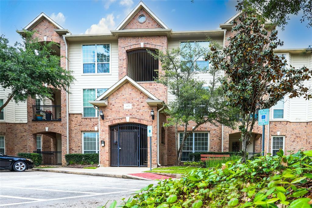 Foto principal - 6607 Lake Woodlands Dr