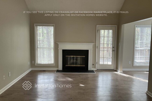 Building Photo - 2732 Owens Dr