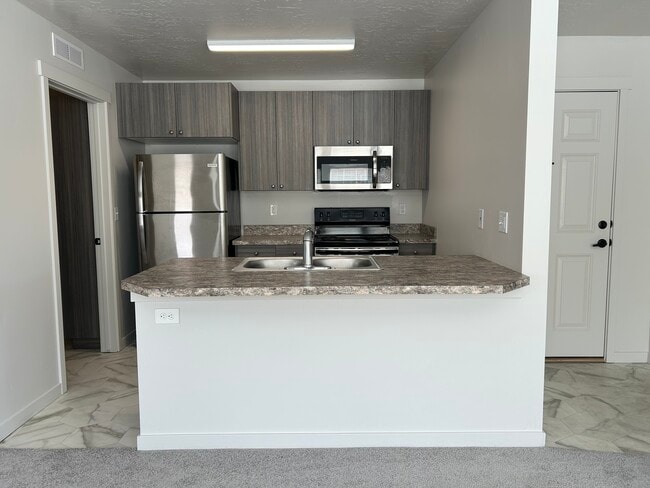 Building Photo - 4815 Continental Ln