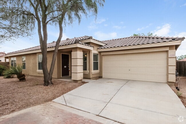 Building Photo - 2299 E Peach Tree Dr