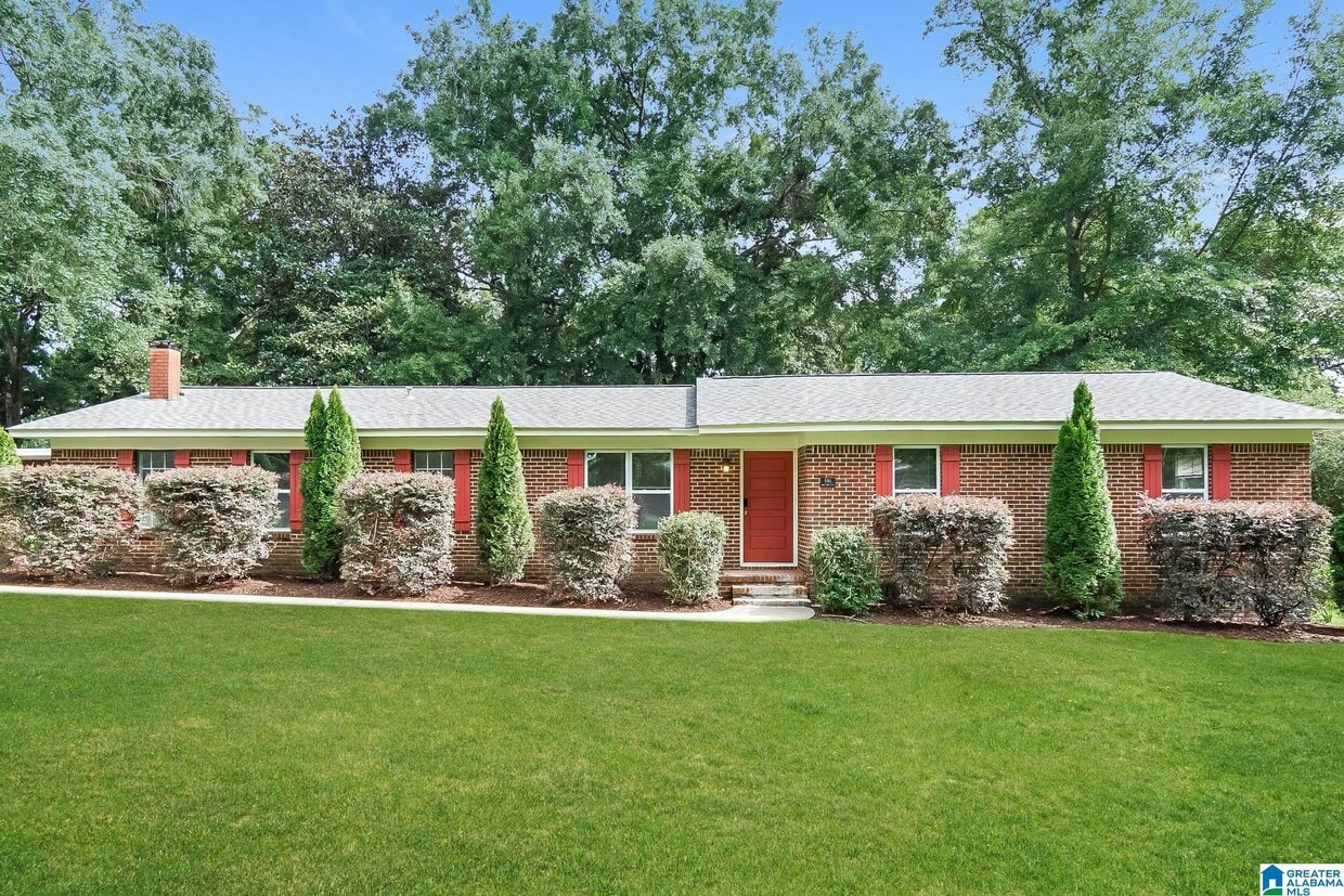 Primary Photo - 510 King Valley Cir