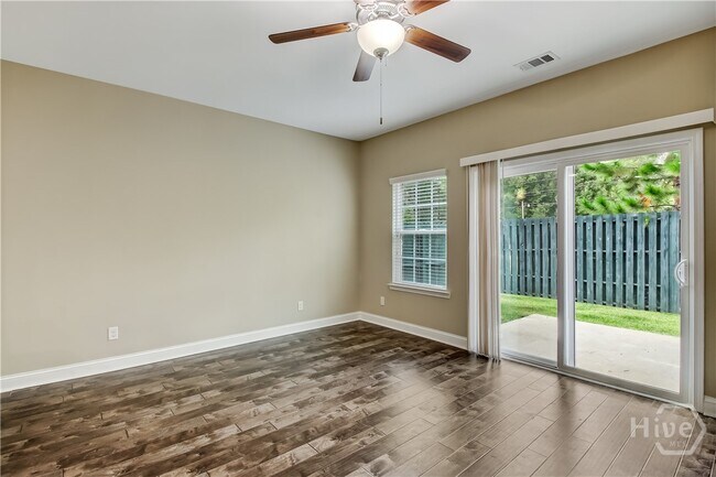 Building Photo - 303 Ferguson Ln