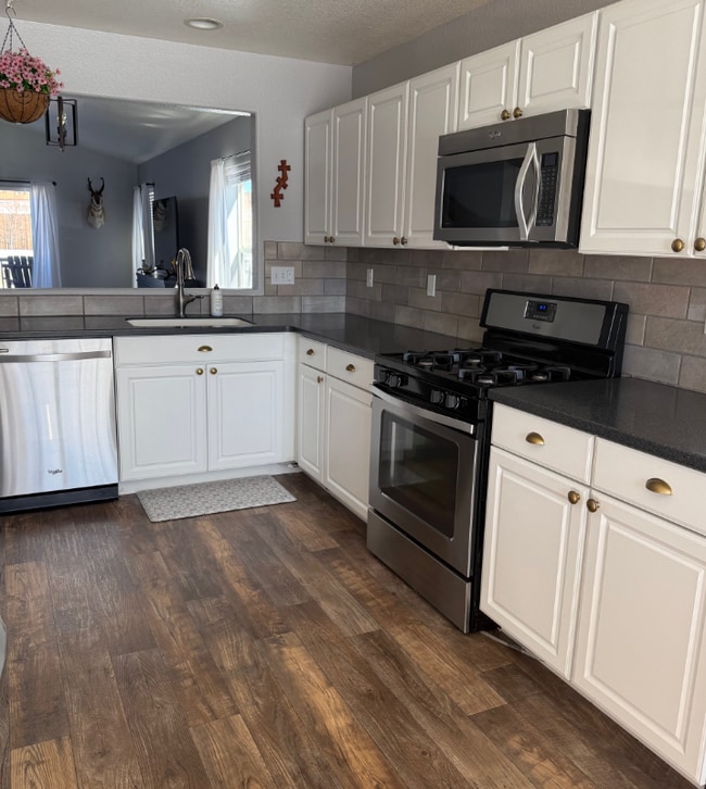 Building Photo - 6743 Harvey Ln