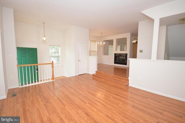 Foto del edificio - 6723 Applemint Ln