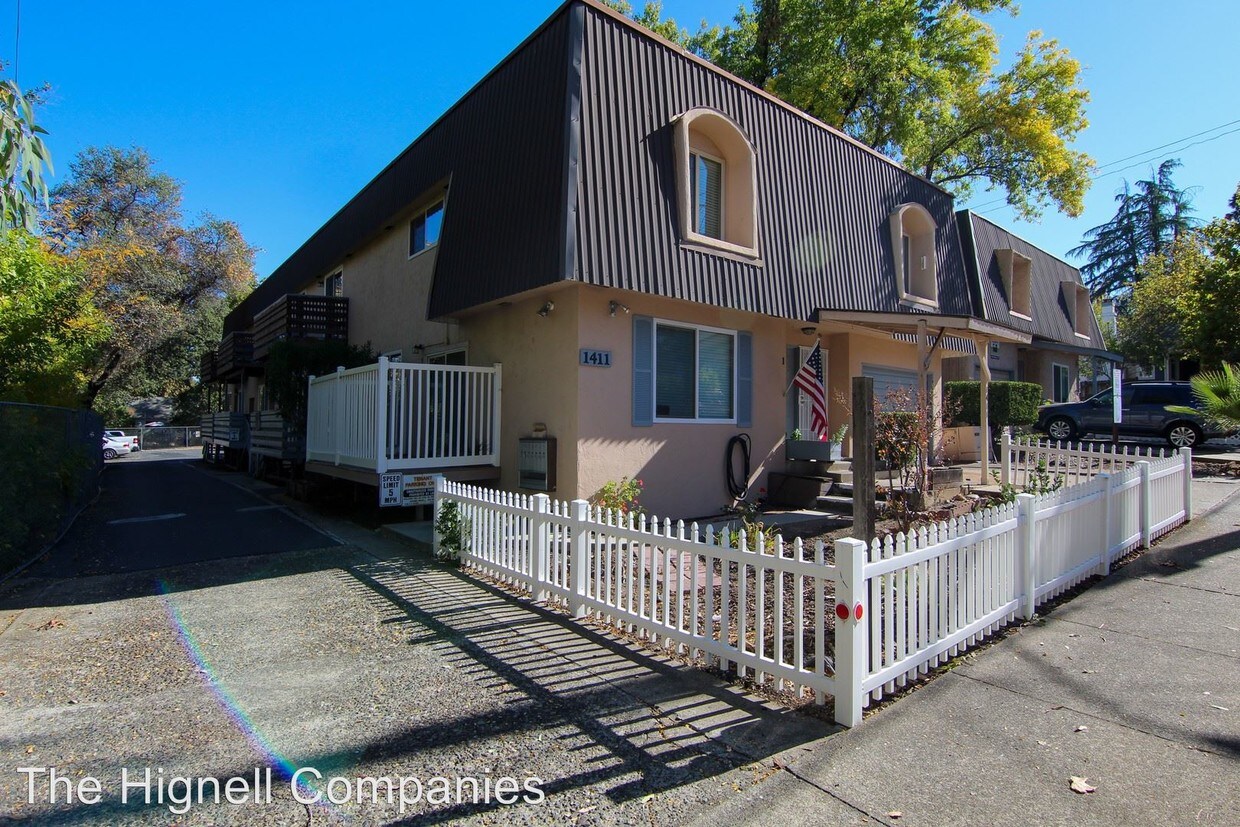Primary Photo - 1411 Willis St