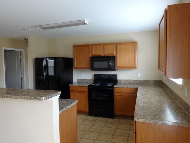 Building Photo - 108 Thoroughbred Dr