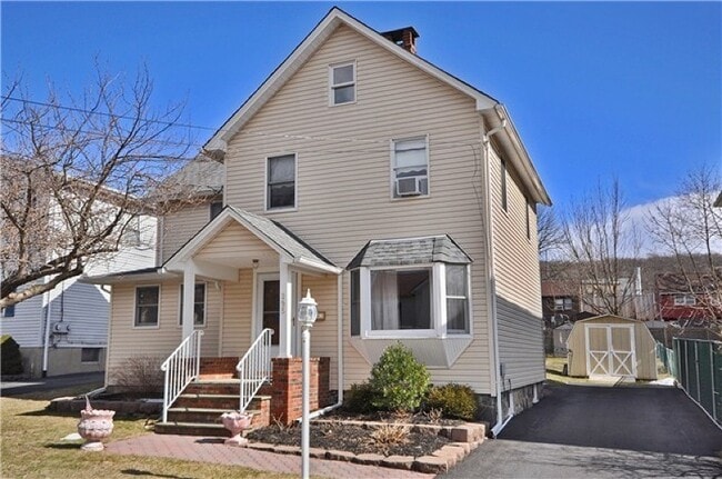 Beautiful Front - 295 Center St