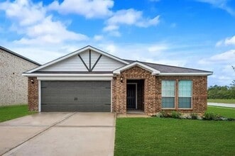 Building Photo - 2012 Canterbury Dr