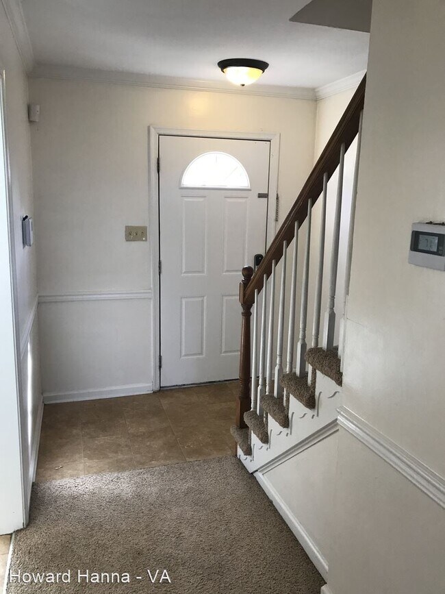 Building Photo - 3 br, 2.5 bath House - 803 Liberal Arts Court
