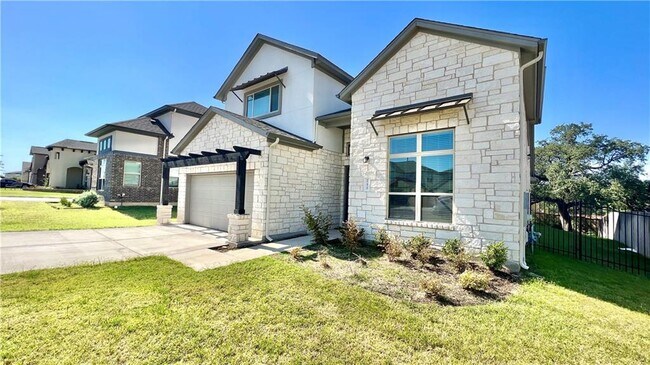 Building Photo - 711 Kingston Pl