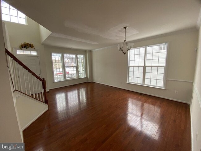 Building Photo - 15113 Santander Dr