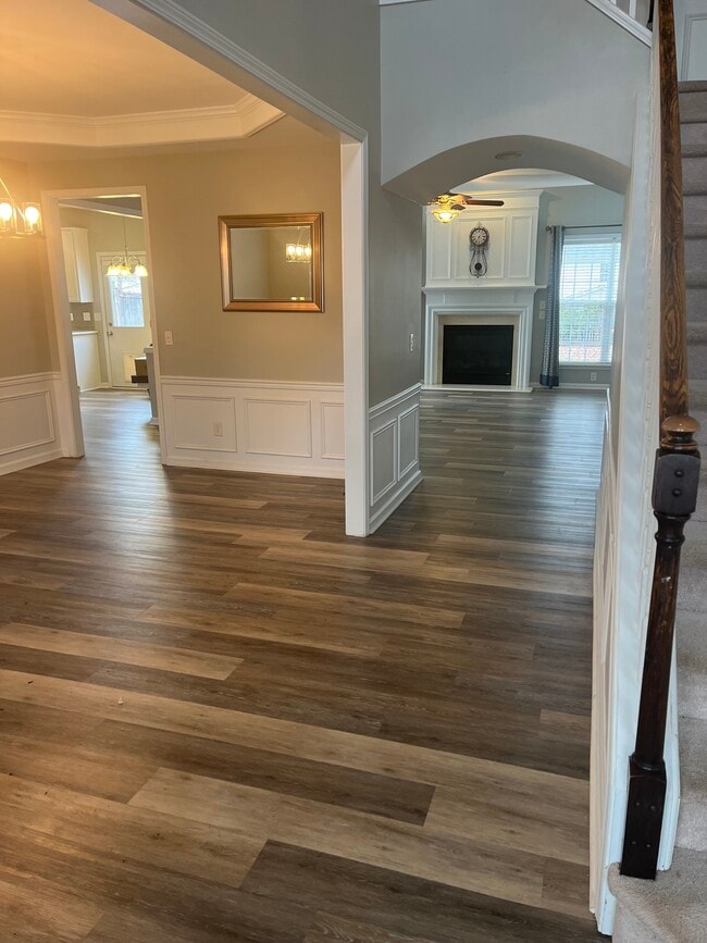 Foto del edificio - 5434 Wind Mountain Ln