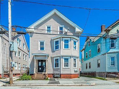 Building Photo - 721 Potters Ave