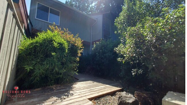 Foto del edificio - 2 bedroom townhome condo with AMAZING view...