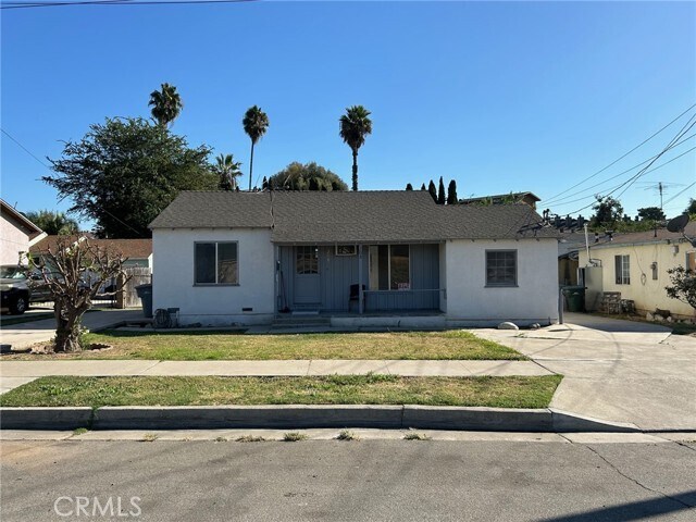 Foto principal - 208 W Electric Ave