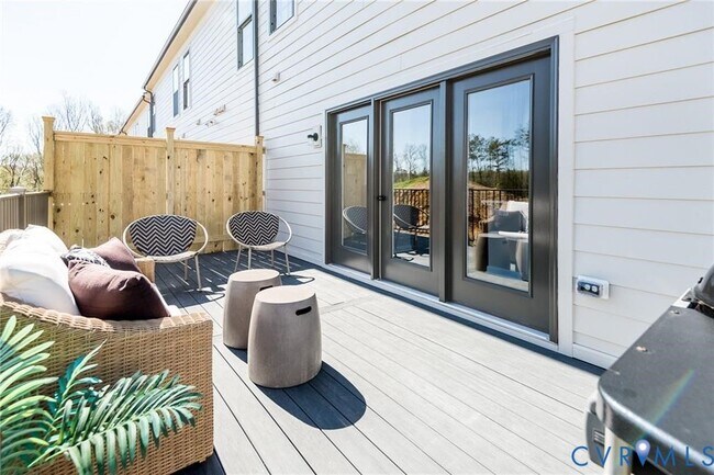 Foto del edificio - 1133 Broad Hill Dr