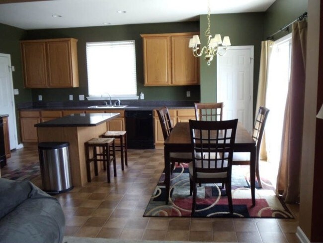 Foto del edificio - 849 Bramble Way