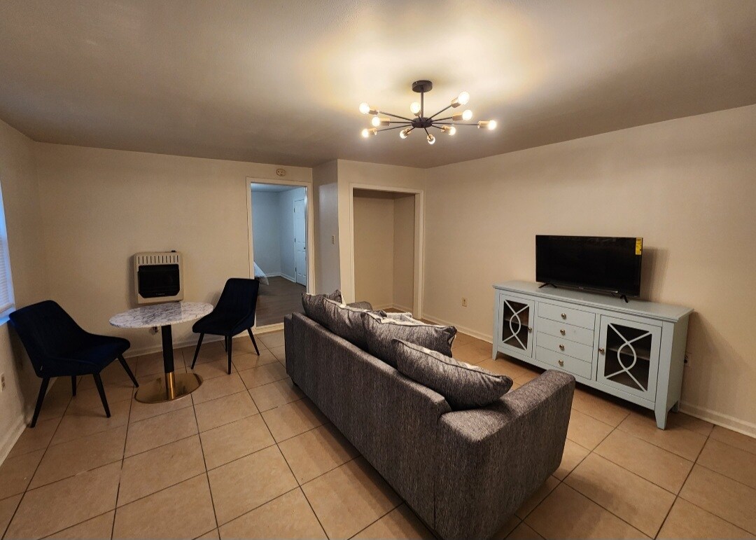 2723 Paris Ave Unit A, New Orleans, LA 70119 Apartments in New Orleans, LA