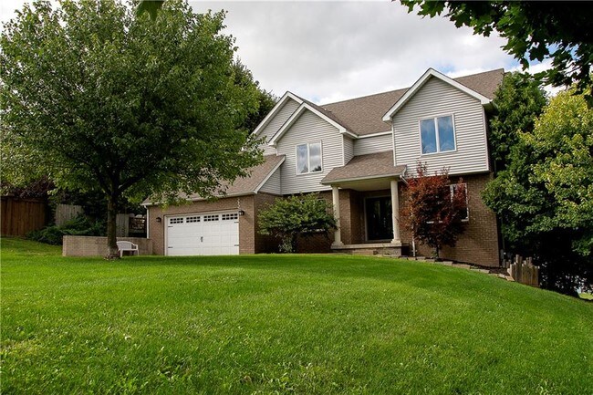 Foto del edificio - 3628 Woodland Dr