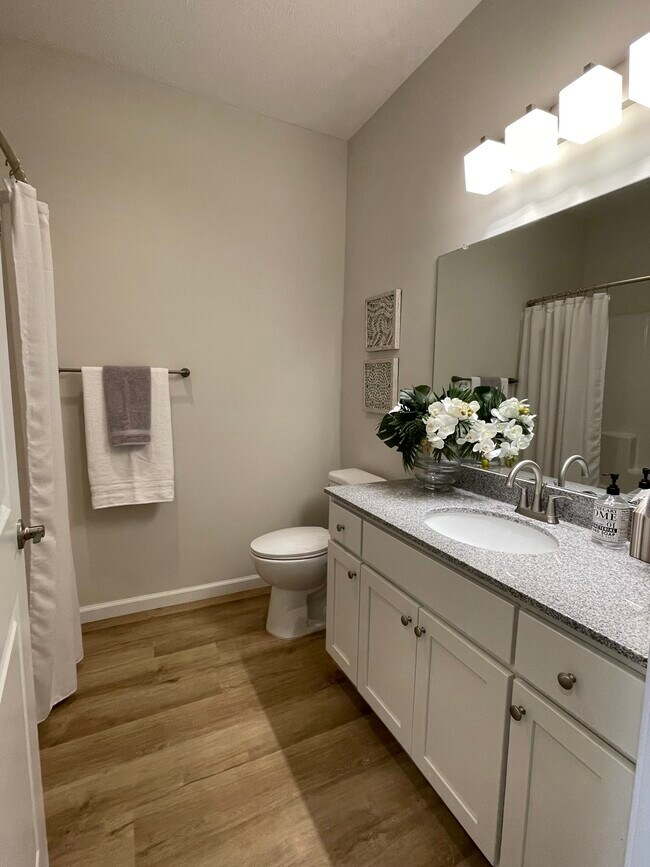 The Village at Hinckley Oaks Apartments 1456 Ridan Way Hinckley, OH