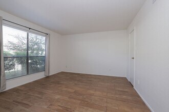 Building Photo - 14777 Wunderlich Dr
