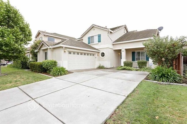 Building Photo - 1655 Vandenberg Cir