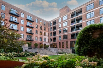 Building Photo - Worthington Yards