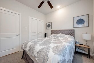 Building Photo - 3905 Tulane Oak Dr