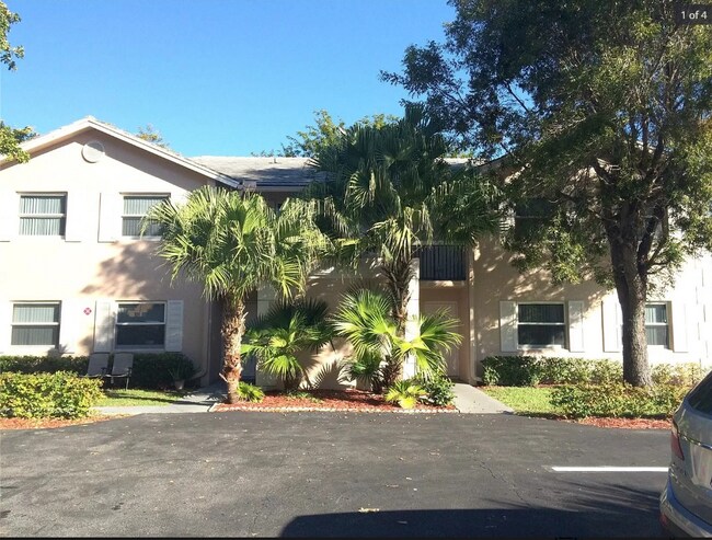 Charming 3 Bedroom 2 Bath - Charming 3 Bedroom 2 Bath Apartment