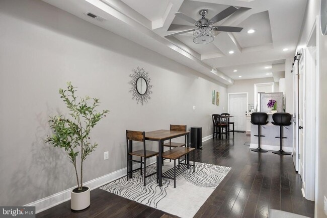 Foto del edificio - 1745 E Oliver St