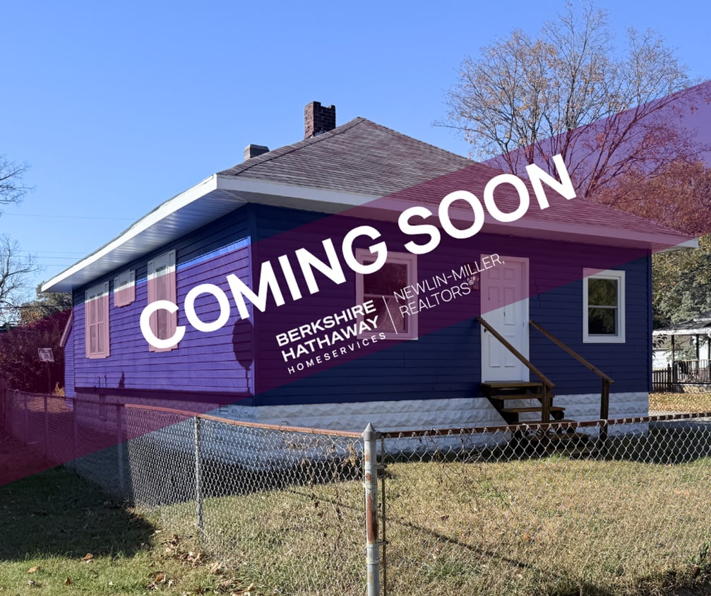 Primary Photo - Newly Remolded 2 Bedroom Home on the South...