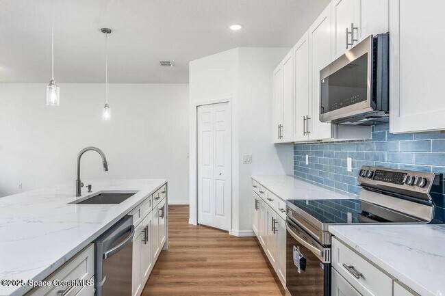 Foto del edificio - 1658 Hamilton Ave SW