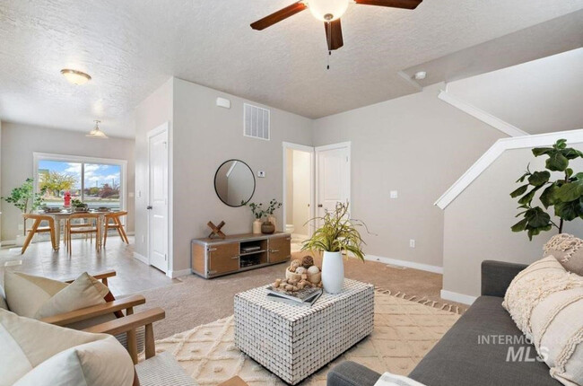 Foto del edificio - 5867 S Carlburg Ln
