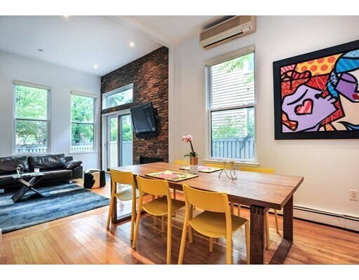 Foto del edificio - 336 Harvard St