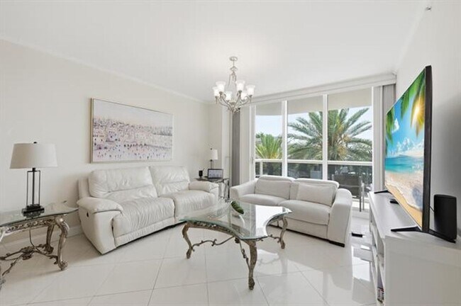 Foto del edificio - 9595 Collins Ave