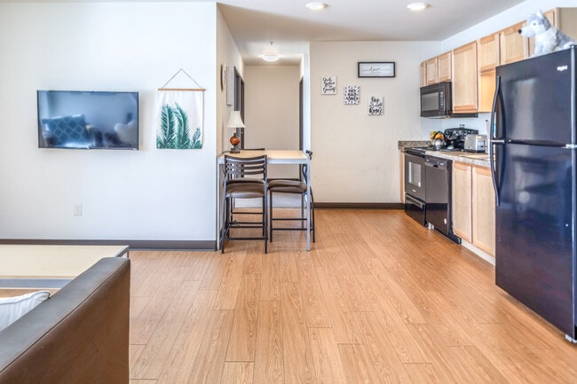 Building Photo - Vue Campus Apartments