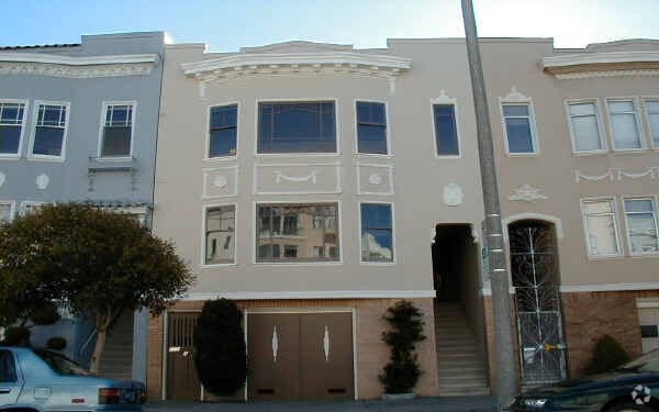 Building Photo - 2231-2233 Francisco St