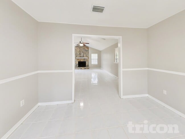 Building Photo - 11931 Marabou Ct S