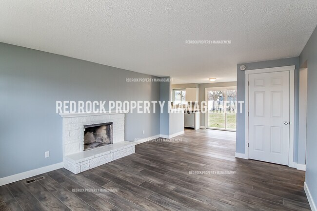 Foto del edificio - 15313 E Broadway Ave