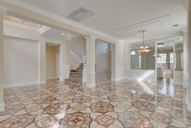 Building Photo - 1404 Parkwood Dr