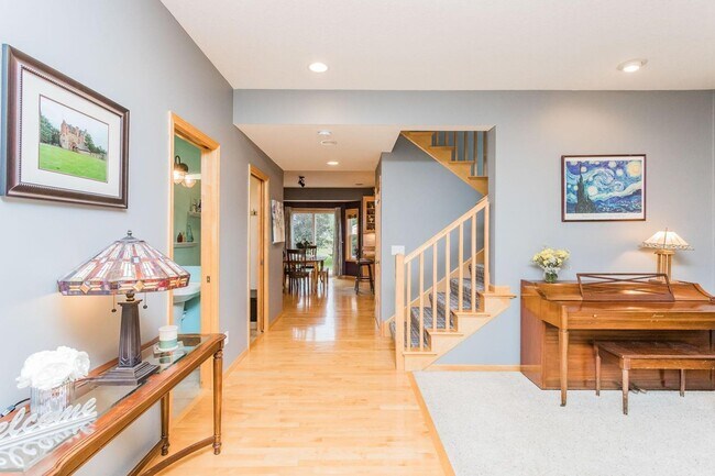 Building Photo - Exceptional 5BR/4BA Two-Story Home with Cu...
