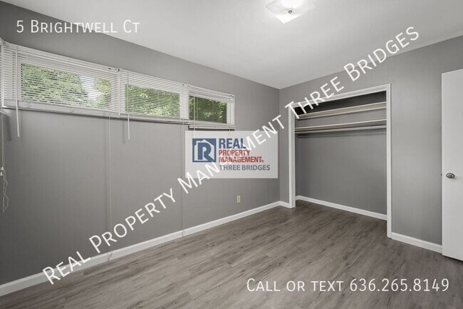 Foto del edificio - 5 Brightwell Ct