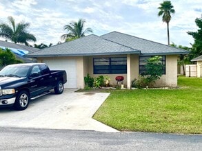 Building Photo - 1322 Pines Ln