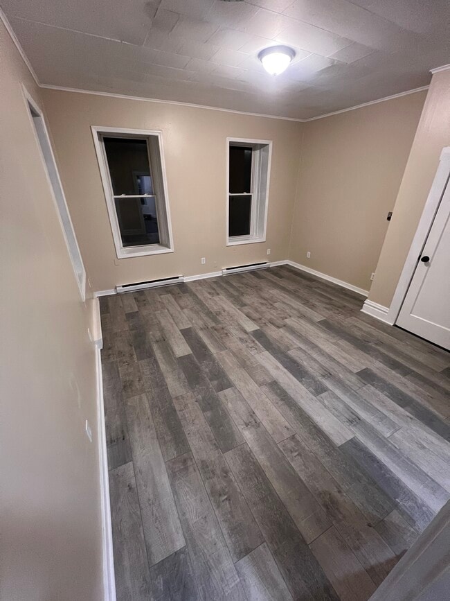 Building Photo - 2129 Delmar Ave